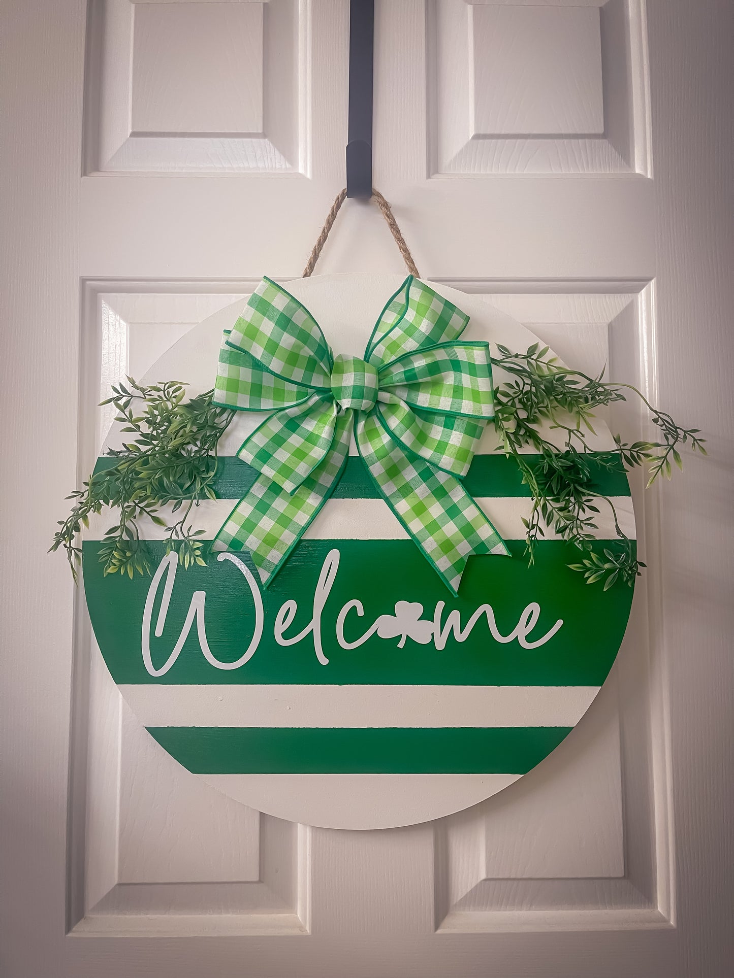 Lucky Welcome Wood Door Hanger