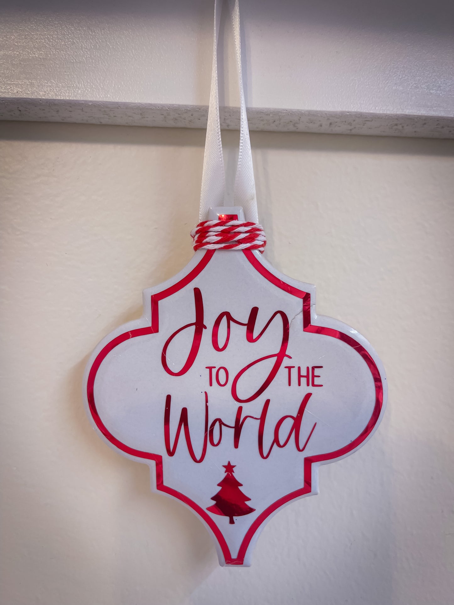 Joy to the World Arabesque Tile Ornament