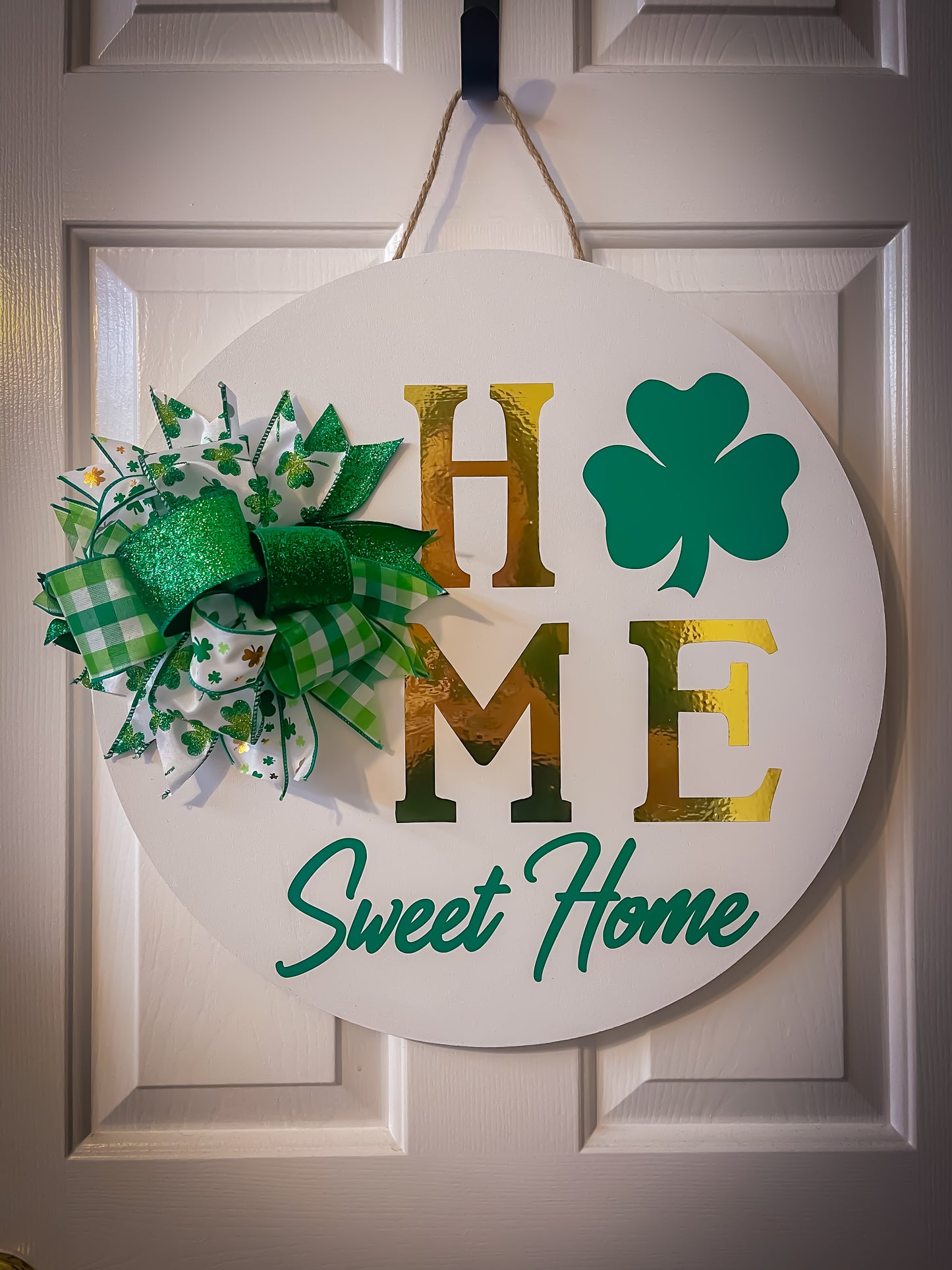 Shamrock Home Sweet Home Wood Door Hanger